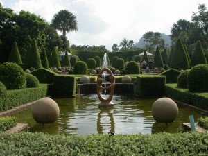 Как сделать водоём в саду своими руками, фото, простые и доступные варианты (водоем, фото, засыпьте гравием, лист жести, собственными руками) засыпьте гравием