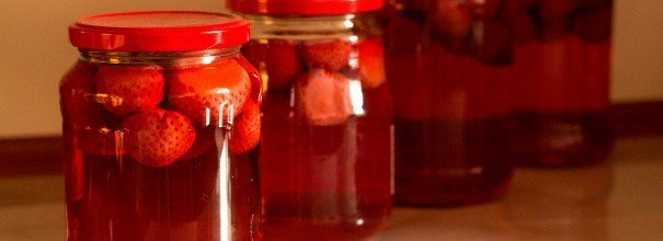 Как приготовить и закрыть компот из клубники на зиму рецепты видео (закрыть, компот, клубника, зима) компот