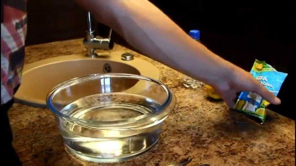 посуда для микроволновой печи с водой