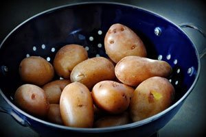 вымытый картофель