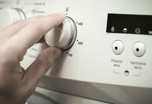 Выбор режима стиральной машины