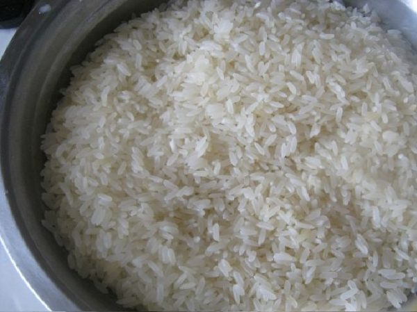 Рис, подготовленный к варке