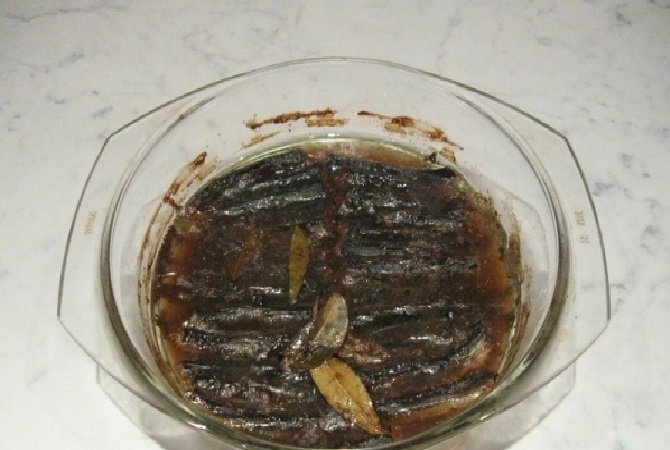 Рецепт шпрот в домашних условиях из салаки с фото пошагово