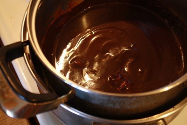 Однородная шоколадная масса для суфле