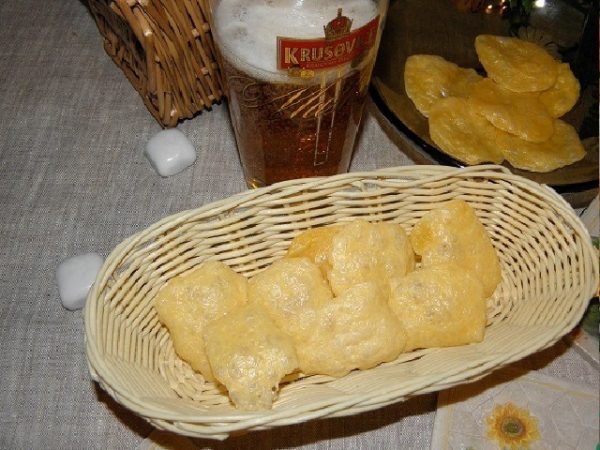 сырные чипсы с пивом