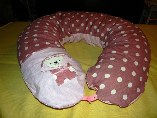 подушка-рогалик для мамы и ребёнка