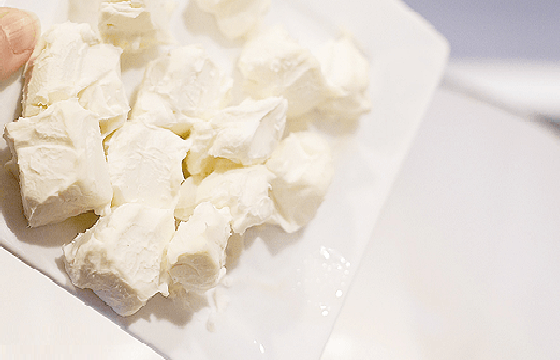кусочки сливочного сыра