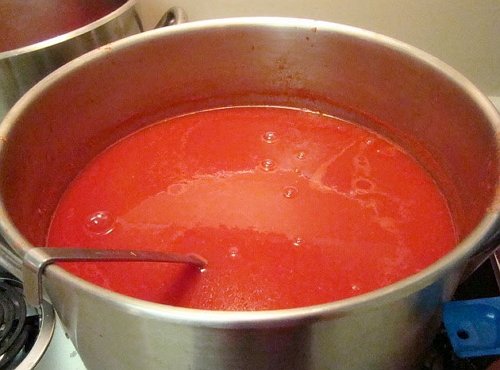 Доведение томатного сока до кипения
