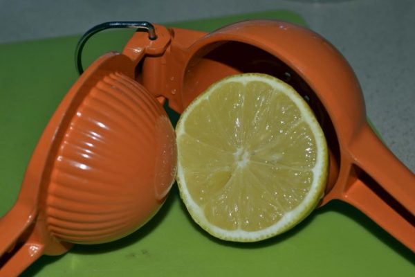 Получение лимонного сока