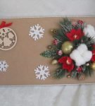 Коробка конфет с новогодней композицией
