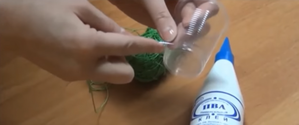 Как сделать шар из ниток: этап 1