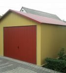 Крыша из профнастила для небольшого гаража