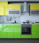 Кухонный гарнитур жёлто-зелёного цвета