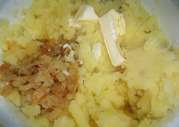 Начинка из картофеля с луком