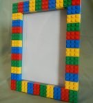 Вертикальная рамка из Лего