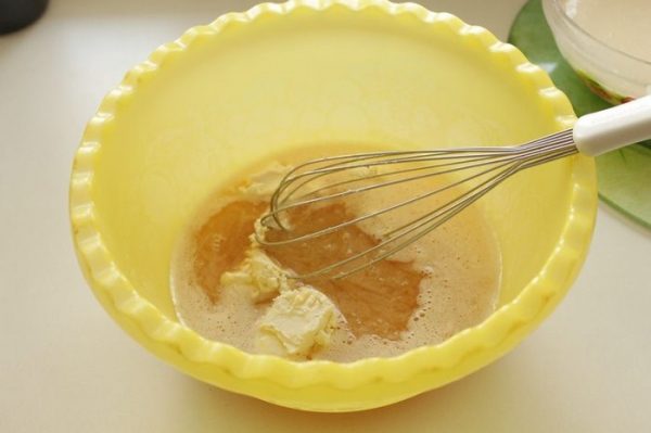 Масло, маргарин, сметана и яйца