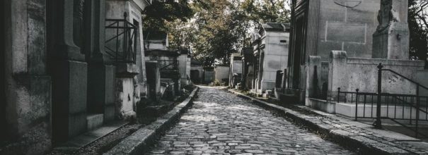 Почему нельзя закрывать калитку на кладбище