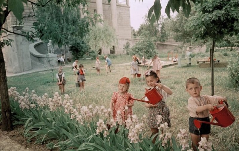 10 умений, которыми отличались советские дети в отличие от современных.