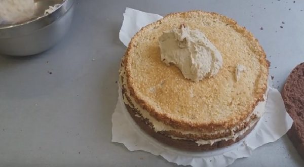 Торт с кремом
